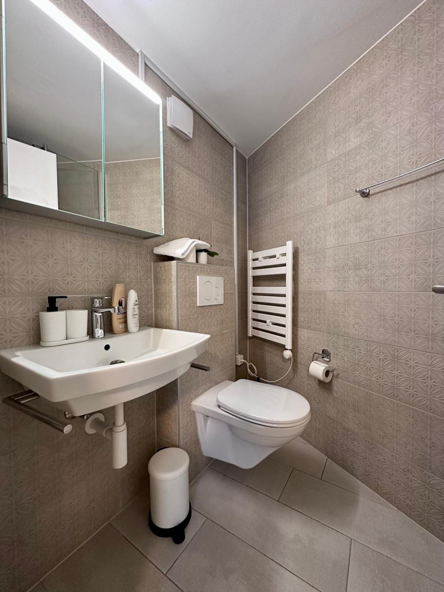 Welcome Hotel - Hellbuehl Self-Check-In Екстер'єр фото